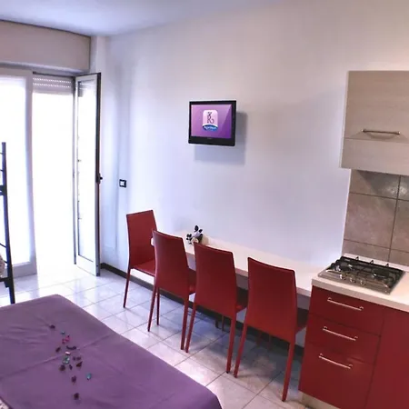 Apartament Cozy With Pool-beahost