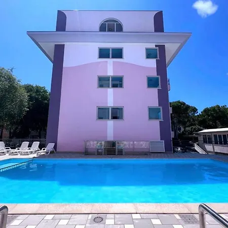Cozy With Pool-beahost Apartament Bibione